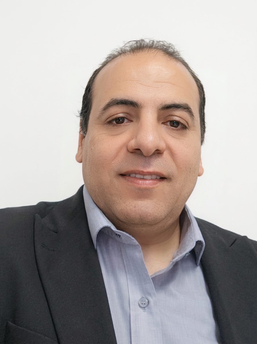 Portrait of Dr Ragab Abdelmeguid